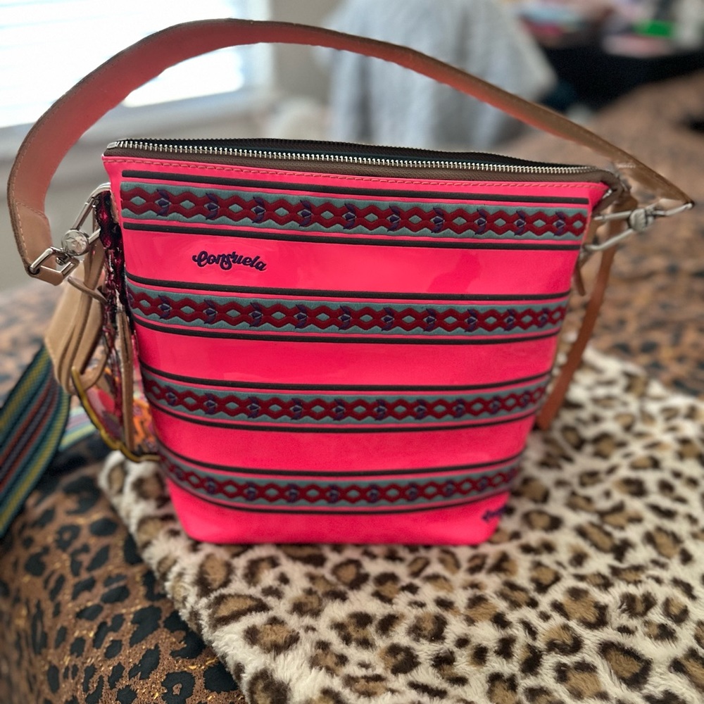 Consuela Charlie Wedge w/ Matching Wallet